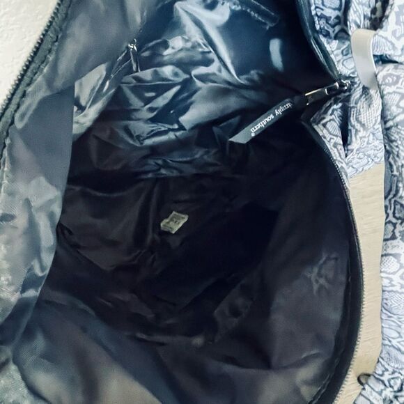 Simply Southern Gray Python Snake Tote Bag - Picture 10 of 10